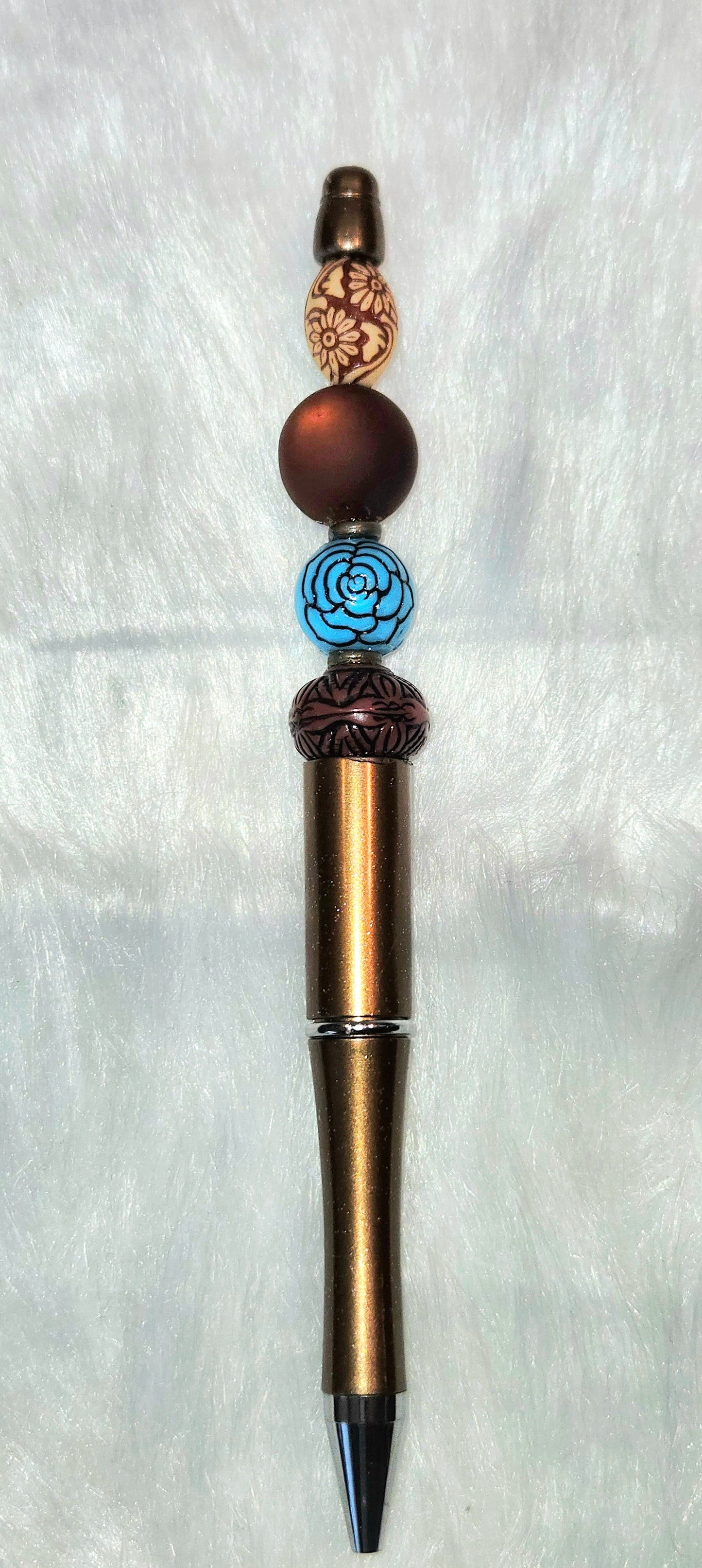 Queen-Pen "TRIBE VIBE"